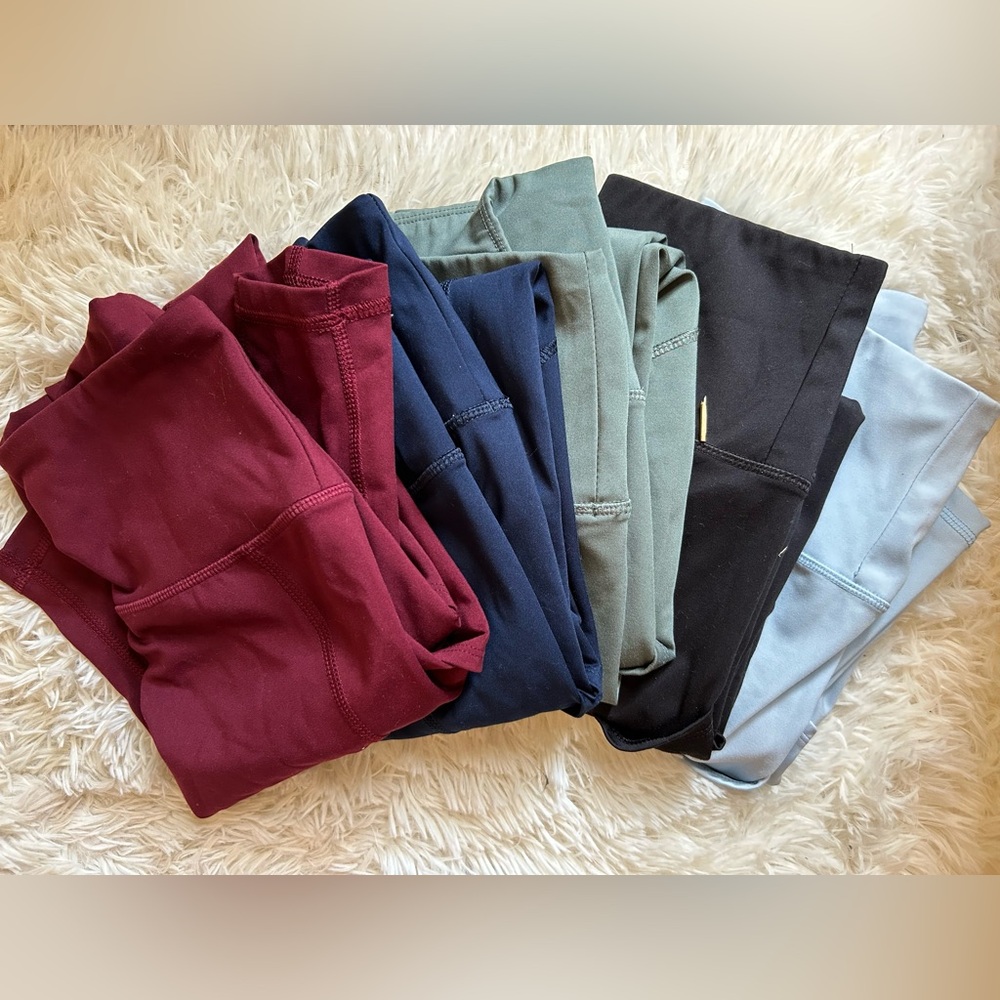 AE High Waisted Everything Pocket Leggings
